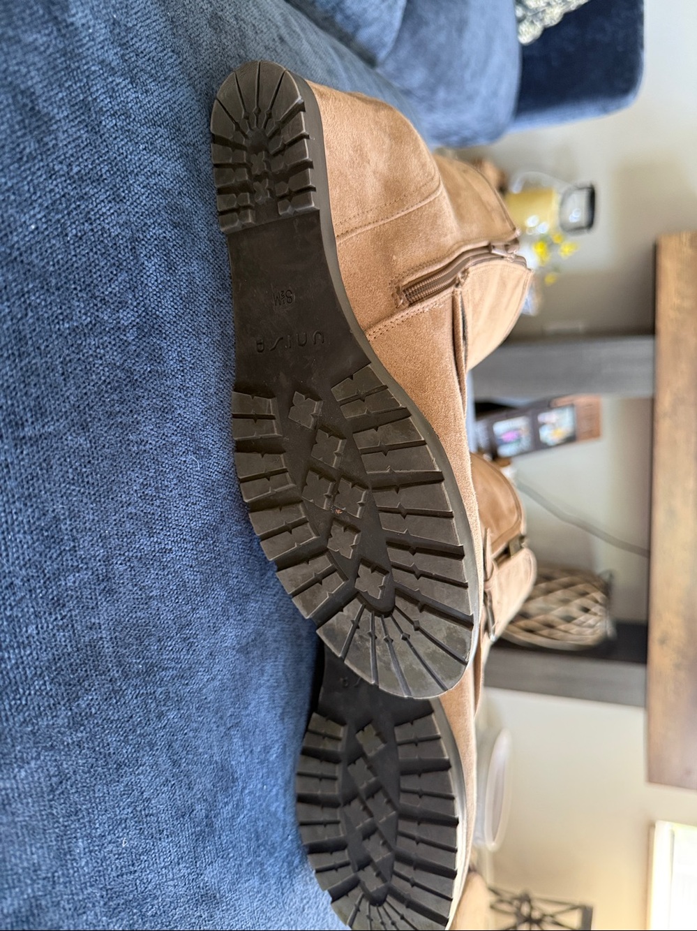 Unisa SZ 8 1/2 tanSuede Wedge Ankle Boots. Side zip 3” covered wedge. Good condi - Picture 5 of 6